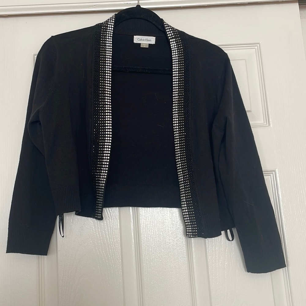 Black cropped cardigan
